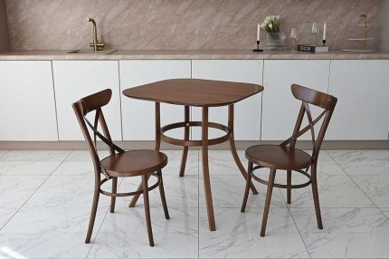 Венский обеденный стол из бука