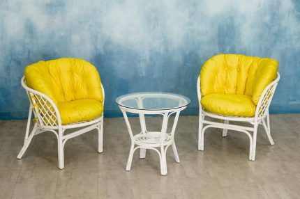 Комплект Багама из натуралльного ротанга с круглым столом и желтыми подушками