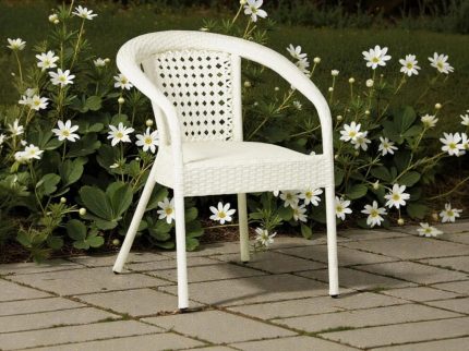 Плетеное кресло DECO из искусственного ротанга